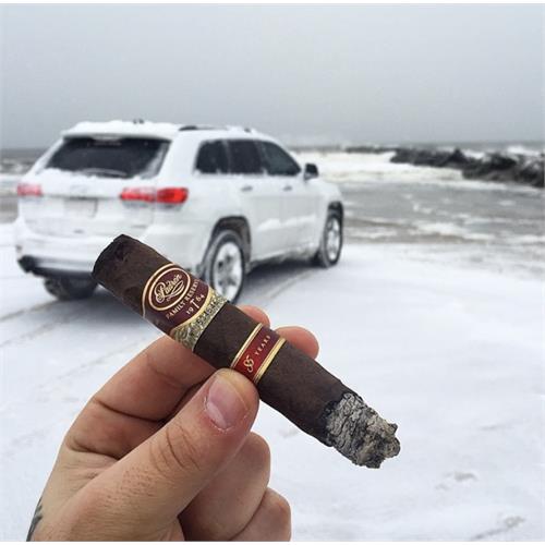 Padron Family Reserve No. 85 Maduro 5 1/4 * 50