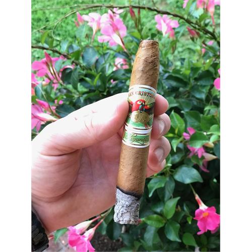 San Cristobal Elegancia Pyramid 6 1/8 * 52