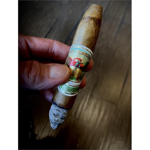 San Cristobal Elegancia Pyramid 6 1/8 * 52