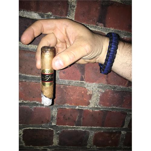 Leon Jimenes Prestige Robusto 5  * 50