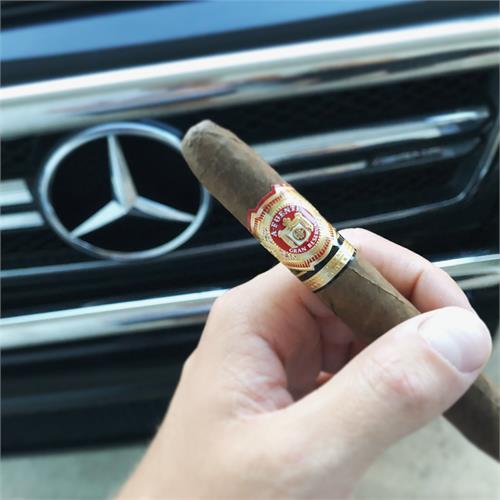 Arturo Fuente Hemingway Untold Story Maduro 7 5/8 * 54