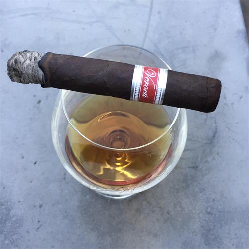Tatuaje Havana VI Verocu No. 5 Petite 4  * 40