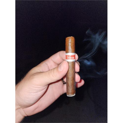 Tatuaje Havana VI Verocu No. 5 Petite 4  * 40