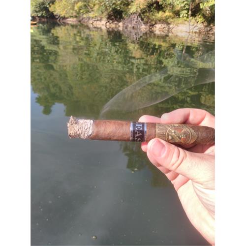 Gurkha Godzilla Special Edition 8-Cigar Sampler