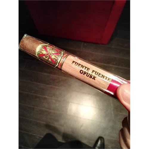 Arturo Fuente Opus X Perfecxion #4 5 1/8 * 43