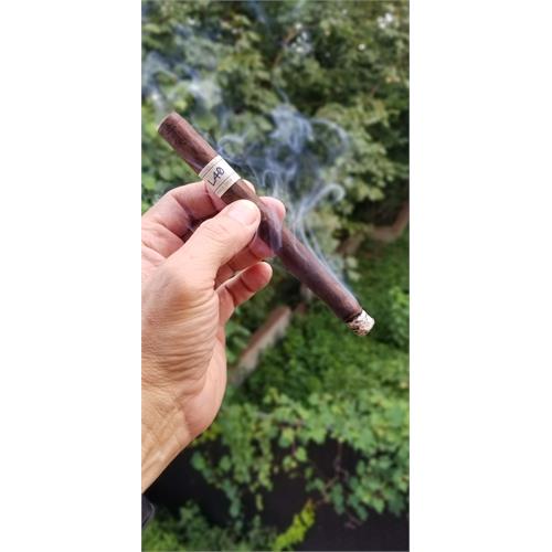 Liga Privada Unico L40 Lancero 7  * 40