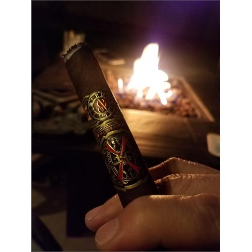 Arturo Fuente Opus X Forbidden X Keeper of the Flame 2013 6 1/4 * 49