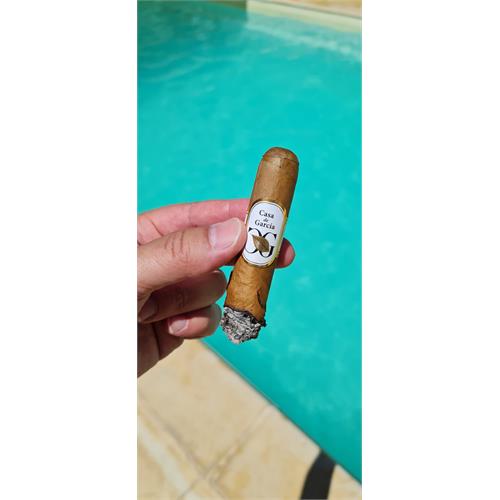 Casa de Garcia Connecticut Robusto 4 3/4 * 50