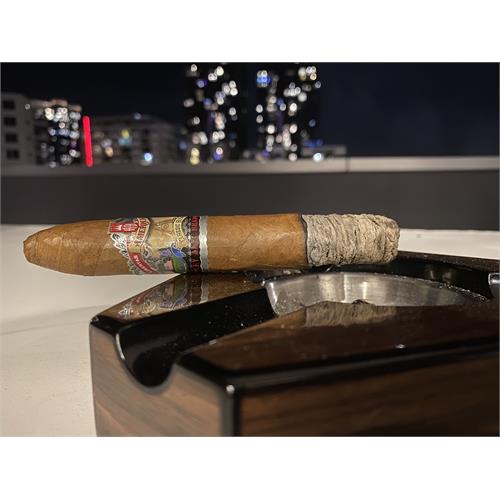 Alec Bradley American Classic Blend Torpedo 6 1/8 * 52