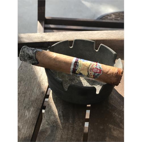 Alec Bradley American Classic Blend Toro 6  * 50