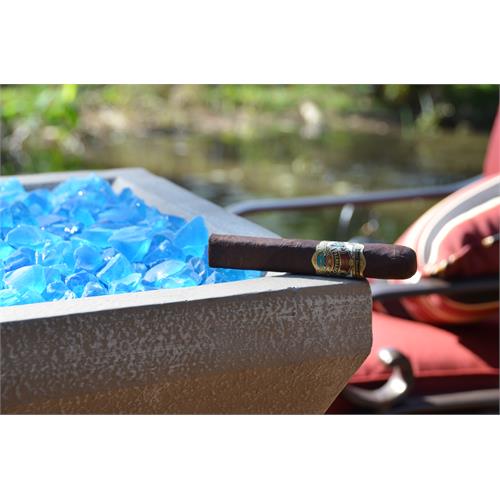 Alec Bradley Prensado Gran Toro 6  * 54