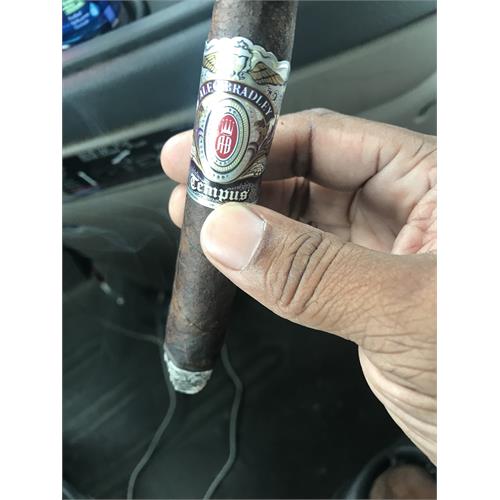 Alec Bradley Tempus Natural Toro 6  * 52