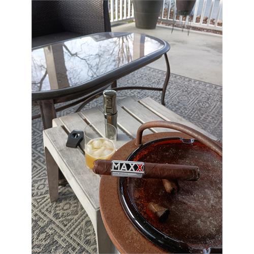 Alec Bradley MAXX The Freak 6 3/8 * 60