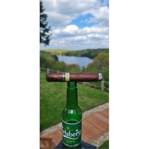 Alec Bradley Black Market Gordo 6  * 60