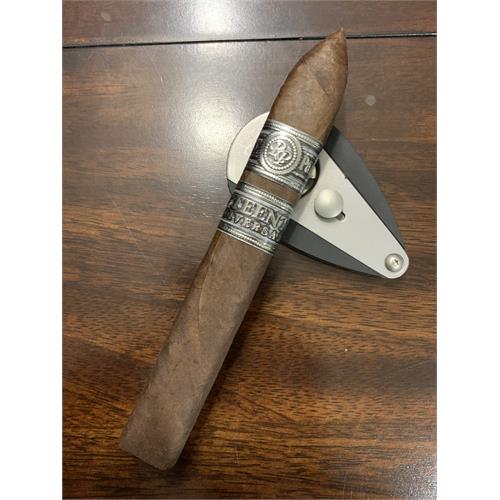 Rocky Patel 15th Anniversary Torpedo 6 1/8 * 52