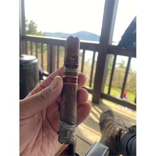 Padron Family Reserve No. 85 Natural 5 1/4 * 50