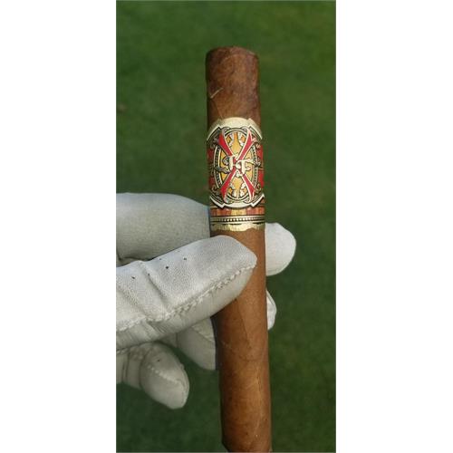 Arturo Fuente Opus X Double Corona 7 5/8 * 49