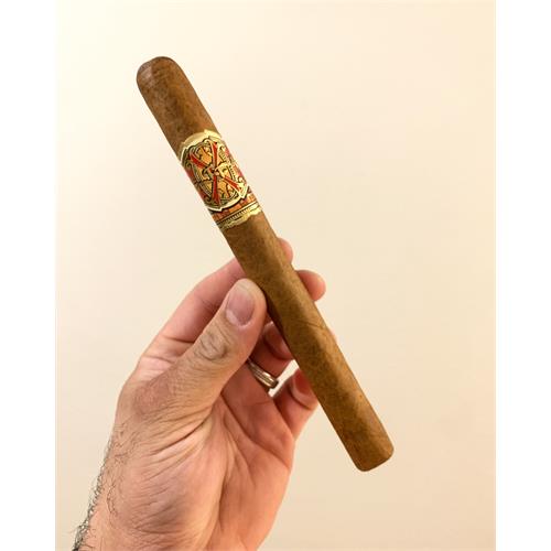 Arturo Fuente Opus X Double Corona 7 5/8 * 49