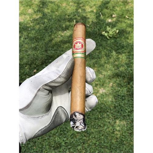 Arturo Fuente Natural Chateau Fuente Royal Salute 7 5/8 * 54