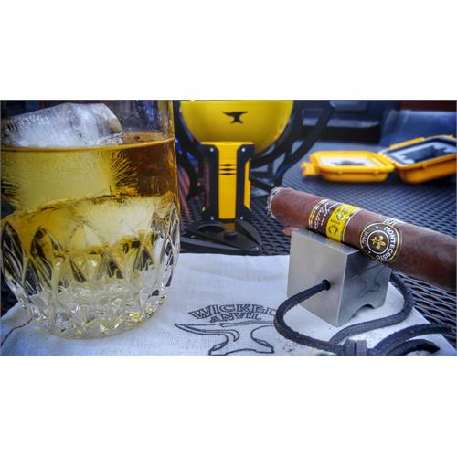 Montecristo Epic Robusto 5  * 52