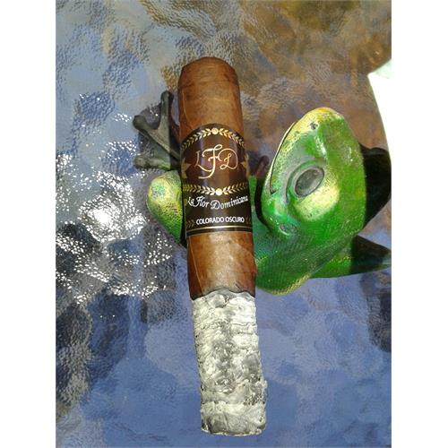 La Flor Dominicana Ligero Cabinet Oscuro L-400 5 3/4 * 54