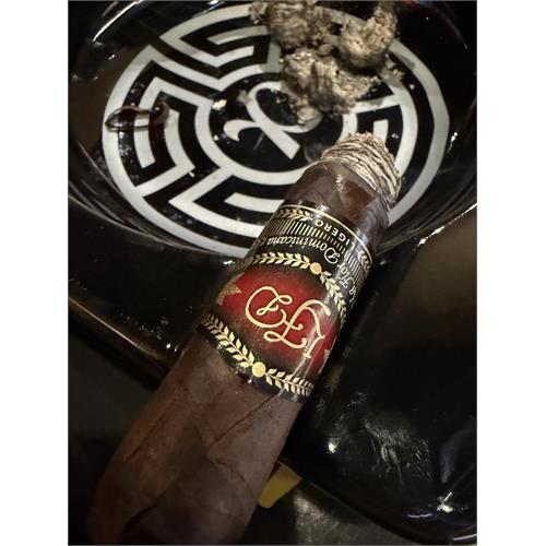 La Flor Dominicana Ligero Cabinet Oscuro L-400 5 3/4 * 54