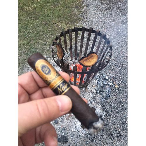 Perdomo Reserve Champagne Noir Churchill 7  * 54