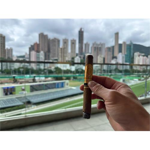 Perdomo Reserve Champagne Corona Extra 5 5/8 * 46