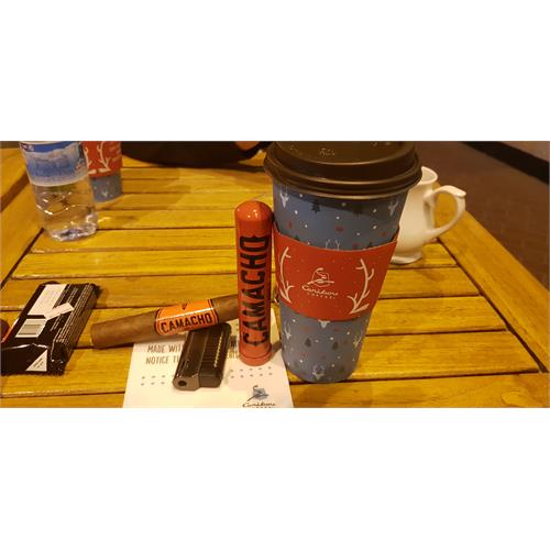 Camacho Corojo Robusto Tubo 5  * 50