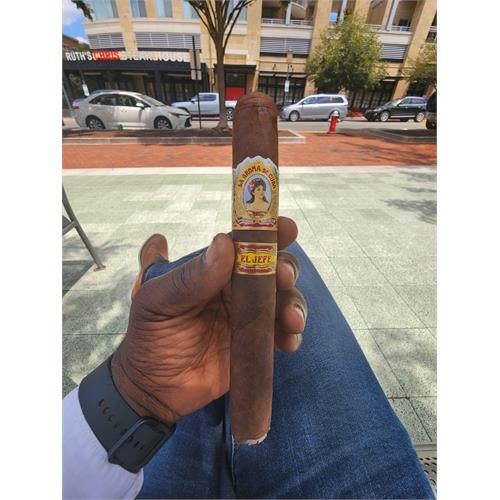 La Aroma de Cuba El Jefe 7  * 58