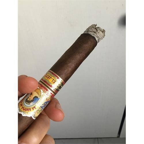 La Aroma de Cuba El Jefe 7  * 58