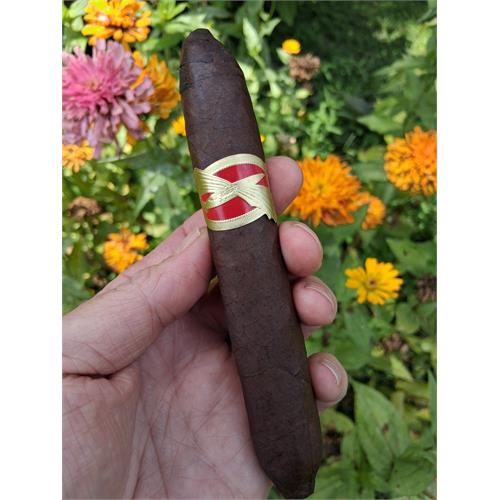 Tatuaje Avion 12 Short Perfecto 5 5/8 * 52