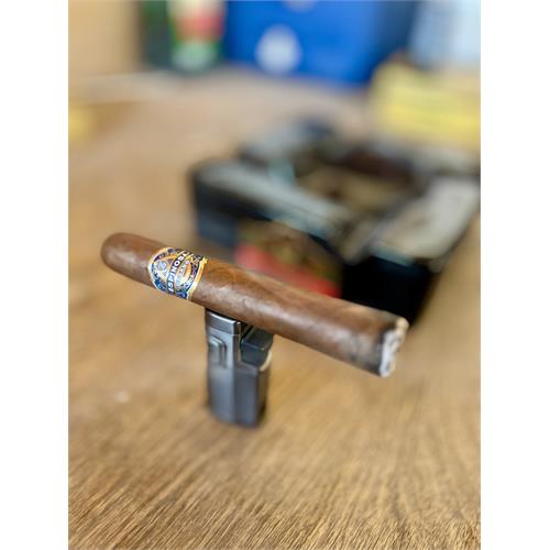 Espinosa Habano No. 8 6 1/8 * 58