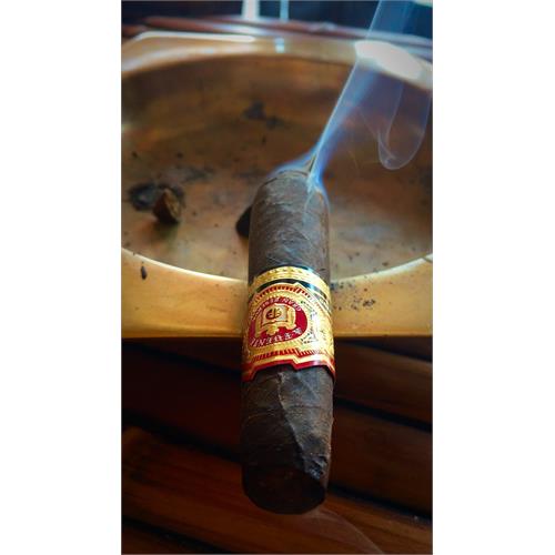 Arturo Fuente Hemingway Best Seller Maduro 4 1/2 * 55