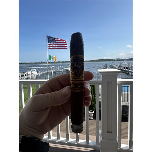 Oliva Serie V Melanio Torpedo 6 1/2 * 52