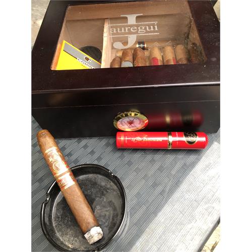 Oliva Serie V Melanio Torpedo 6 1/2 * 52