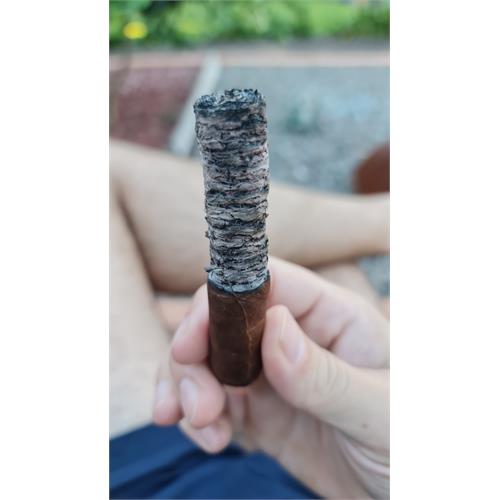 Oliva Serie V Melanio No. 4 4 1/2 * 46