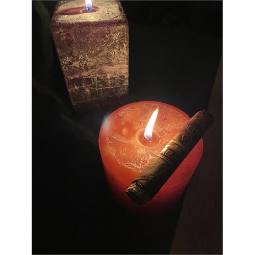 Oliva Serie V Melanio No. 4 4 1/2 * 46