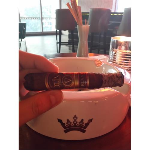Oliva Serie V Melanio No. 4 4 1/2 * 46