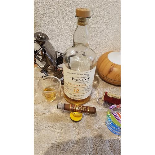 Oliva Serie V Melanio No. 4 4 1/2 * 46