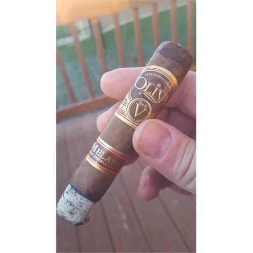 Oliva Serie V Melanio Robusto 5  * 52