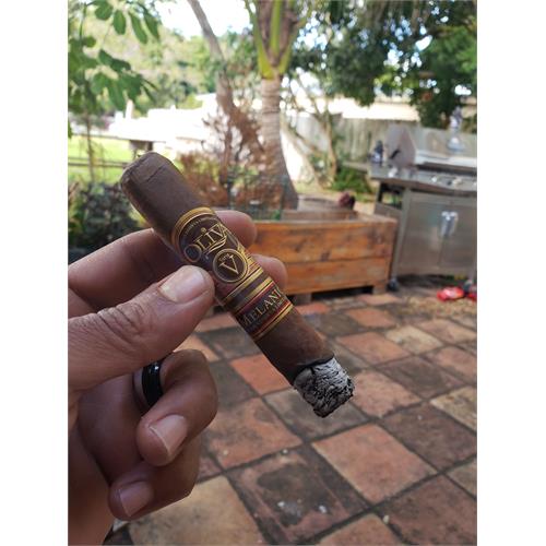 Oliva Serie V Melanio Robusto 5  * 52