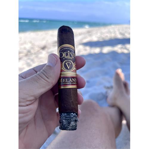 Oliva Serie V Melanio Robusto 5  * 52