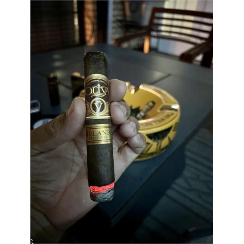 Oliva Serie V Melanio Robusto 5  * 52