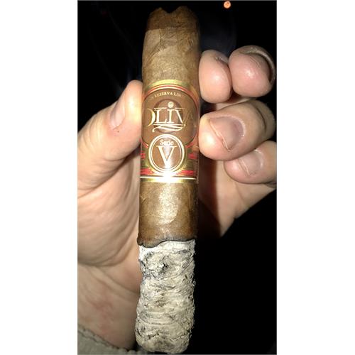 Oliva Serie V Melanio Robusto 5  * 52