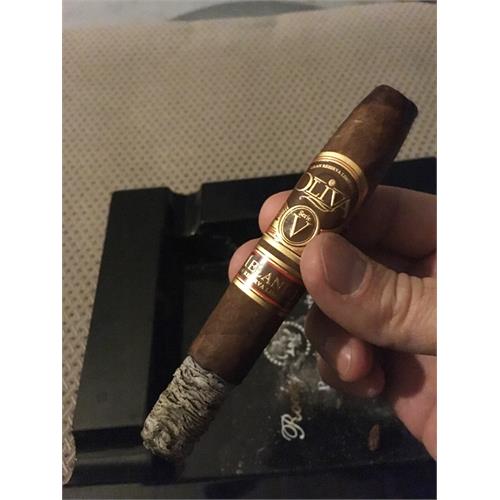 Oliva Serie V Melanio Figurado 6 1/2 * 54