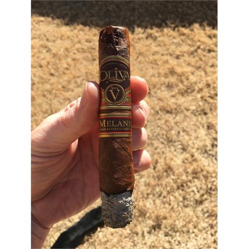 Oliva Serie V Melanio Figurado 6 1/2 * 54