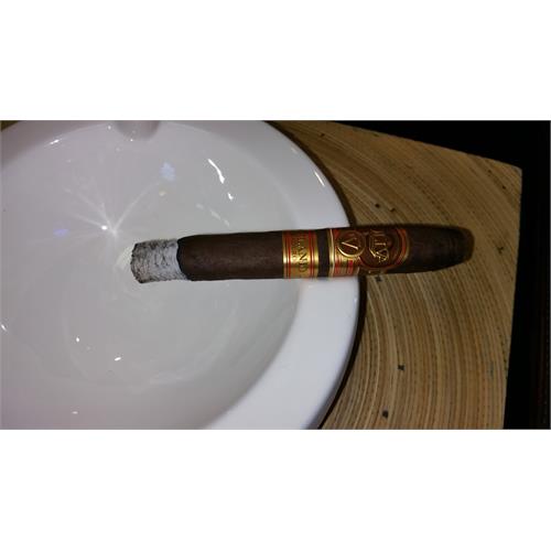 Oliva Serie V Melanio Figurado 6 1/2 * 54