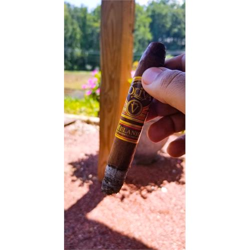 Oliva Serie V Melanio Figurado 6 1/2 * 54