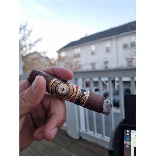 Perdomo 20th Anniversary Sun Grown E656 6  * 56